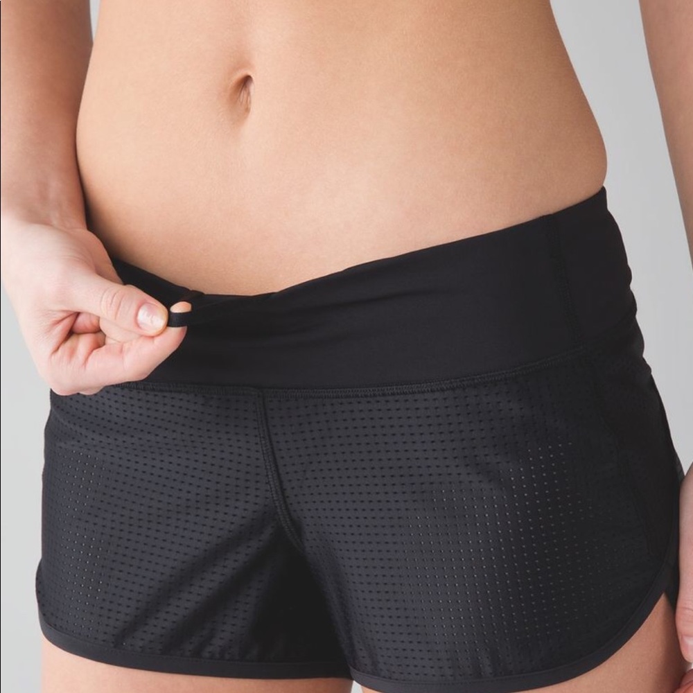 Lululemon speed mesh shorts
